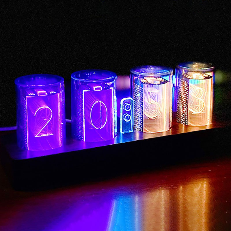ساعة رقمية مضيئة بألوان RGB مت - مراجعة Diy Electronics Desk وسعره